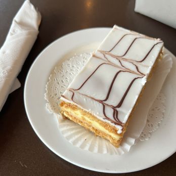 Patrick's Bakery & Cafe - Edina - Napoleon - Bakeries Near Me - Edina, Minnesota Patrick's Bakery & Cafe - Edina - Napoleon - Bakeries Near Me - Edina, Minnesota