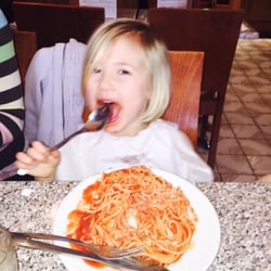 Da Luciano Pizza Bar - Daughter with bambini pasta
