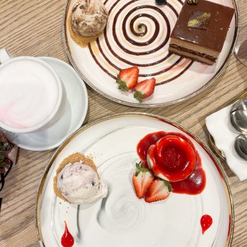 A La Mousse - Desserts Near Me - Philadelphia, Pennsylvania A La Mousse - Desserts Near Me - Philadelphia, Pennsylvania