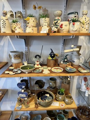 Ventura Pottery Gallery by null
