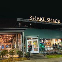 Shake Shack Westbury