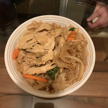 Rai Lay Thai - Pad See Ew - ordered on a zero spice and it came extremely spicy - Sushi Bars Near Me - Charlotte, North Carolina Rai Lay Thai - Pad See Ew - ordered on a zero spice and it came extremely spicy - Sushi Bars Near Me - Charlotte, North Carolina