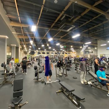 Gold's Gym - Super packed after 6 - Gyms Near Me - Cerritos, California Gold's Gym - Super packed after 6 - Gyms Near Me - Cerritos, California