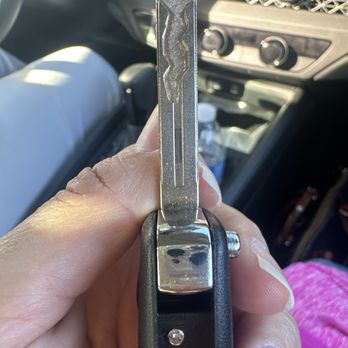 BZB Lock & Key - 2016 Hyundai Sonata new key - Keys & Locksmiths Near Me BZB Lock & Key - 2016 Hyundai Sonata new key - Keys & Locksmiths Near Me