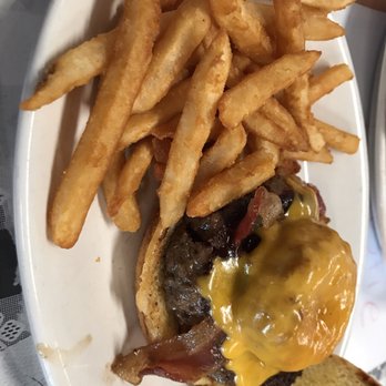 Brooks Burgers - Western burger - Burgers Near Me - Naples, Florida Brooks Burgers - Western burger - Burgers Near Me - Naples, Florida