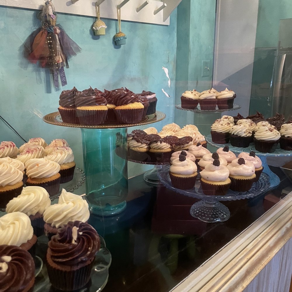 Lavender Moon Cupcakery - Display case - Bakeries Near Me - Alexandria, Virginia Lavender Moon Cupcakery - Display case - Bakeries Near Me - Alexandria, Virginia