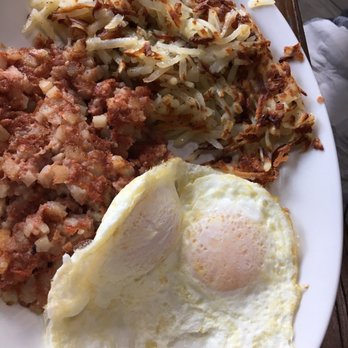 Sunview Cafe - Corn Beef Hash - Breakfast & Brunch Near Me - Allen, Texas Sunview Cafe - Corn Beef Hash - Breakfast & Brunch Near Me - Allen, Texas