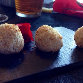 La Tastaolletes - Croquetas Gambas y Coco - Catalan Near Me - Calonge, GI La Tastaolletes - Croquetas Gambas y Coco - Catalan Near Me - Calonge, GI