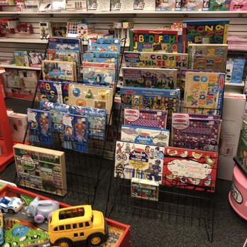 TOY STORE (まとめ依頼がお得)ページ ZEN'S TOYLAND - Updated December 2025 - 17 Photos - 803 Williams