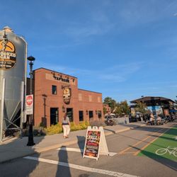 Crooked Can Brewery - Exterior