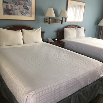 Edgewater Inn & Suites - Hotels Near Me - Pismo Beach, California Edgewater Inn & Suites - Hotels Near Me - Pismo Beach, California