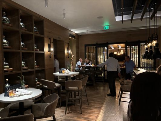 Drift Kitchen & Bar - Opal Grand Resort & Spa by null