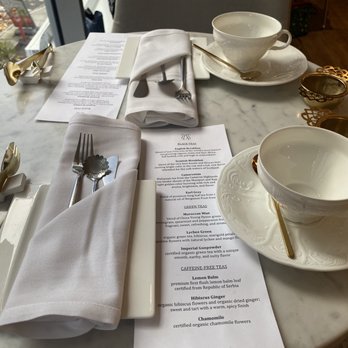 FogRose Atelier - Beautifully prepared table - Desserts Near Me - Kirkland, Washington FogRose Atelier - Beautifully prepared table - Desserts Near Me - Kirkland, Washington