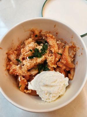 Gigi's Pasta by null