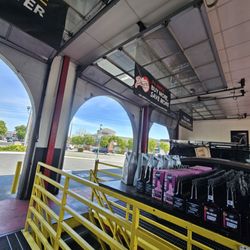 Oil Changers & Car Wash
