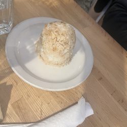 Cebu Lechon House & New Chinese Kitchen - Garlic rice
