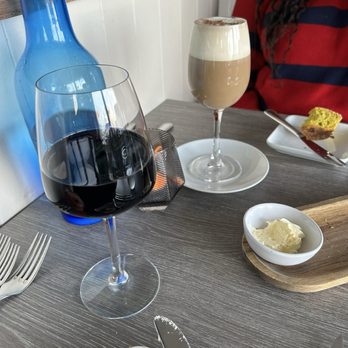 La Cote Seafood Restaurant - Seafood Near Me - Wexford, WX