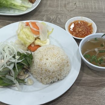 Pho 86 Restaurant - Com ga hai nam - Vietnamese Near Me - Westminster, California