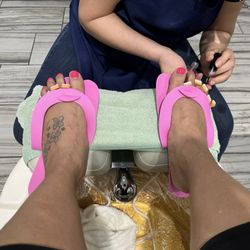 Tego Nail Spa - Pedicure