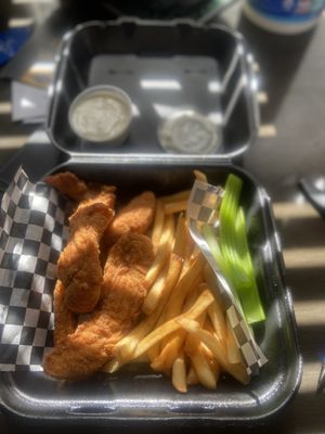 Big Mamas Wings & Things by null