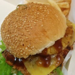 Billie Dees Burgers Beats & Beers - Mahalo Pork