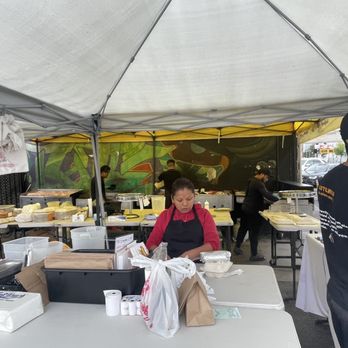 Bread & Breakfast - Burbank - Tent set up for business. - Breakfast & Brunch Near Me - Burbank, California
