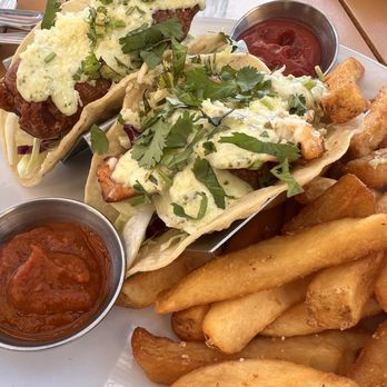 Teddy's By The Sea - Fish Tacos - Seafood Near Me - Carpinteria, California