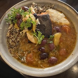 Catch of the day, sockeye salmon, with quinoa and a delicious broth and dill yogurt. Very good! Catch of the day, sockeye salmon, with quinoa and a delicious broth and dill yogurt. Very good!