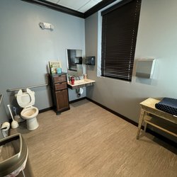 Middleburg Family Dental Care - Bathroom