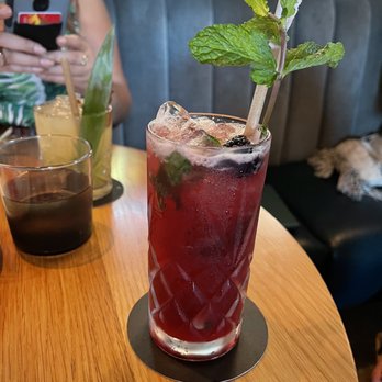 Chica Miami - Hanging out for brunch with a fellow foodie - Latin American Near Me - Miami, Florida