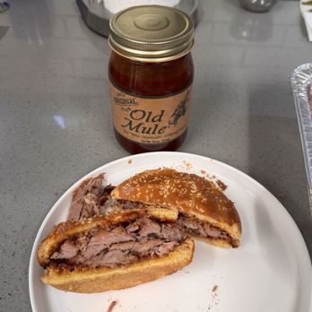 Barbeques Galore - Pulled Pork Sandwich with Old Mule Sauce - Appliances Near Me - Grapevine, Texas Barbeques Galore - Pulled Pork Sandwich with Old Mule Sauce - Appliances Near Me - Grapevine, Texas