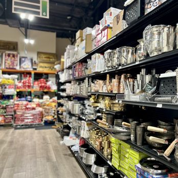 Indian Supermarket - Kitchen ware, tiffins, storage, cookware - Indian Near Me - Sacramento, California