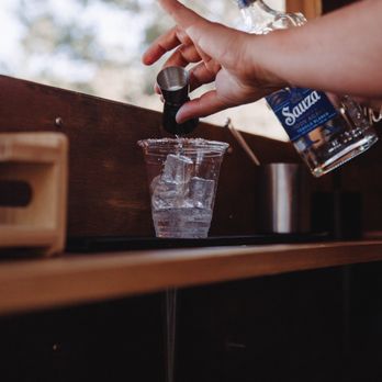 The Mane Pour Mobile Bar - Bartenders Near Me The Mane Pour Mobile Bar - Bartenders Near Me