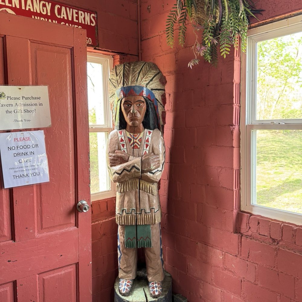 Olentangy Indian Caverns - Native American statue - Tours Near Me - Delaware, Ohio