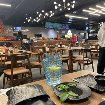Date Cafe - Tables, tv's nice environment. - Vietnamese Near Me - Shoreline, Washington Date Cafe - Tables, tv's nice environment. - Vietnamese Near Me - Shoreline, Washington