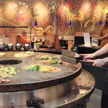 HuHot Mongolian Grill - Gril/ stove chefs in action - Mongolian Near Me - Lincoln, Nebraska HuHot Mongolian Grill - Gril/ stove chefs in action - Mongolian Near Me - Lincoln, Nebraska