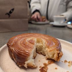 Lune Cbd - Kouign amann. Instagram: TianTianEats