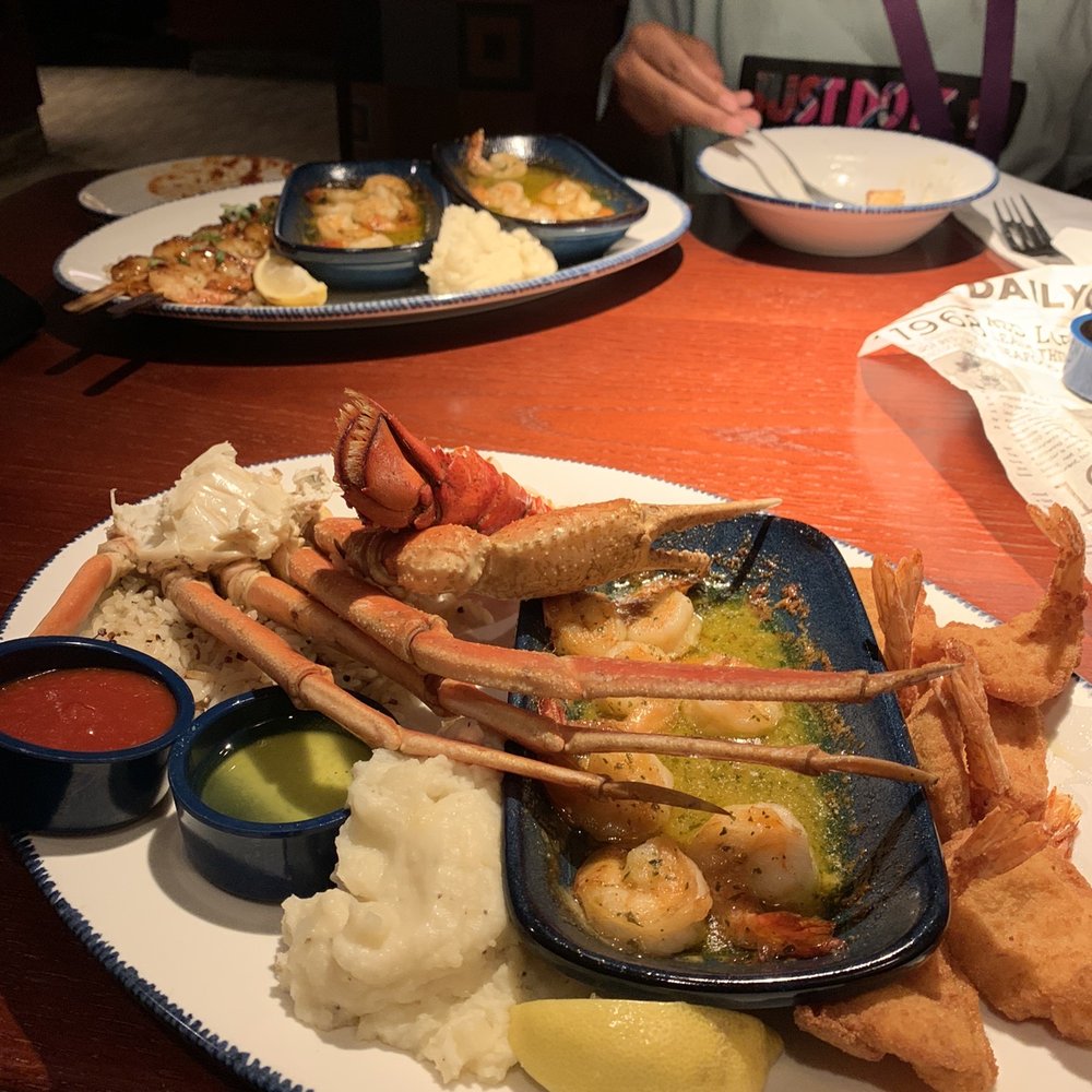 Red Lobster - Ultimate feast and unlimited shrimp - Seafood Near Me - Aurora, Colorado Red Lobster - Ultimate feast and unlimited shrimp - Seafood Near Me - Aurora, Colorado