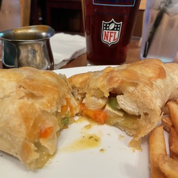 Pickwick Pub - We ordered the chicken + vegetable pot pie (delicious) with a side of fries. - Pubs Near Me - Woodland Hills, California Pickwick Pub - We ordered the chicken + vegetable pot pie (delicious) with a side of fries. - Pubs Near Me - Woodland Hills, California