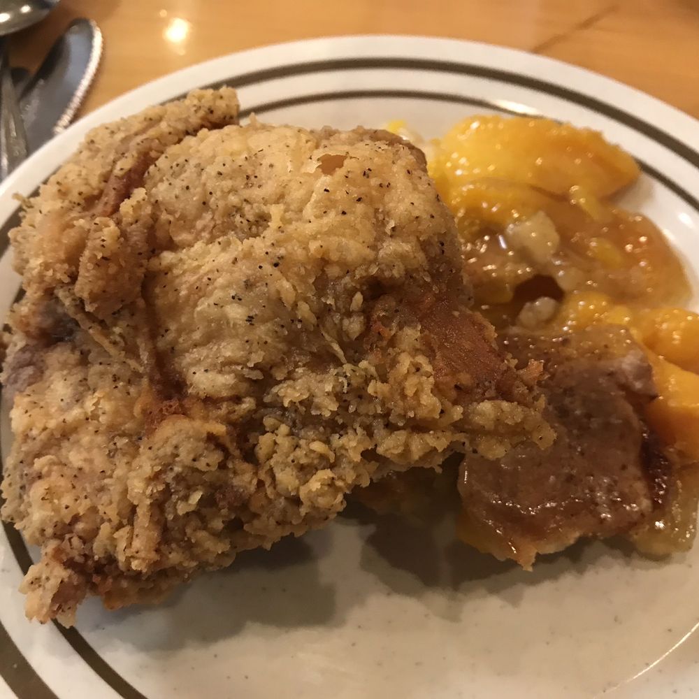 Fried Tomato Buffet - Fried chicken and peach cobbler - Buffets Near Me - Newnan, Georgia Fried Tomato Buffet - Fried chicken and peach cobbler - Buffets Near Me - Newnan, Georgia