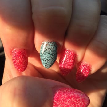 Tip2toe Nail Spa and Lashes - Playful mini claws - Nail Salons Near Me - Norwalk, California
