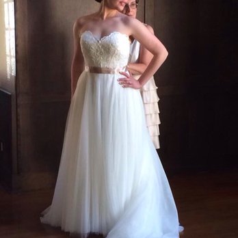 Gigi's Closette - Jennifer wedding Sept 3, 2016. A great experience buying her dress at Gigi's closet - Women's Clothing Near Me - Glenview, Illinois