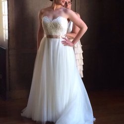Gigi's Closette - Jennifer wedding Sept 3, 2016. A great experience buying her dress at Gigi's closet