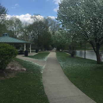 Commons Park - Parks Near Me - North Riverside, Illinois