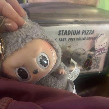 Stadium Pizza - Pizza Near Me - San Jacinto, California