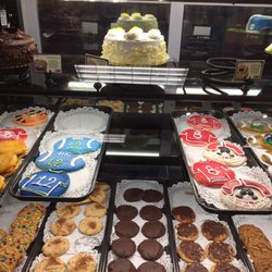 Rosauers Supermarkets - Cookie counter