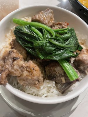 Deer Garden Signatures Soupe et Nouilles Restaurant by null