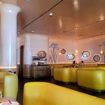 Makoto - Japanese Near Me - Miami Beach, Florida