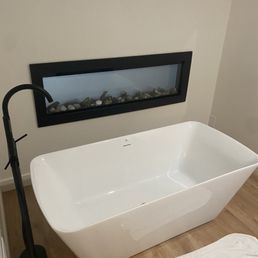 Soaking tub Soaking tub