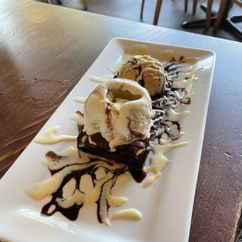 River's Edge Restaurant - Peanut Butter Brownie was AMAZING - Steakhouses Near Me - Grants Pass, Oregon River's Edge Restaurant - Peanut Butter Brownie was AMAZING - Steakhouses Near Me - Grants Pass, Oregon